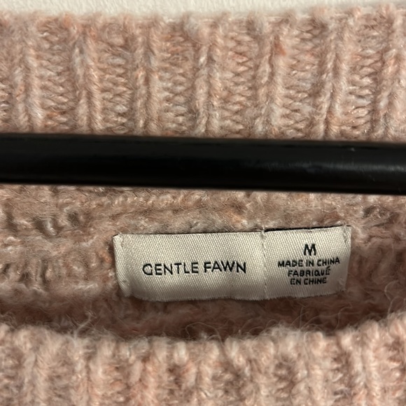 Pink Gentle fawn sweater - Picture 2 of 5